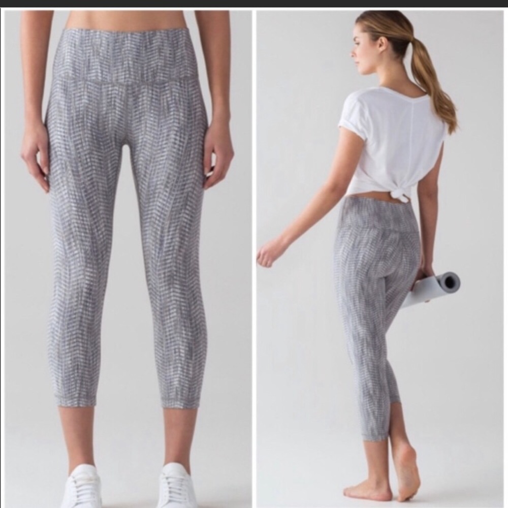Lululemon Wunder Under Crops Rare Jacquard print